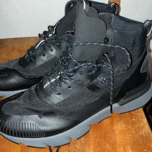 Men’s Sorel combat boots